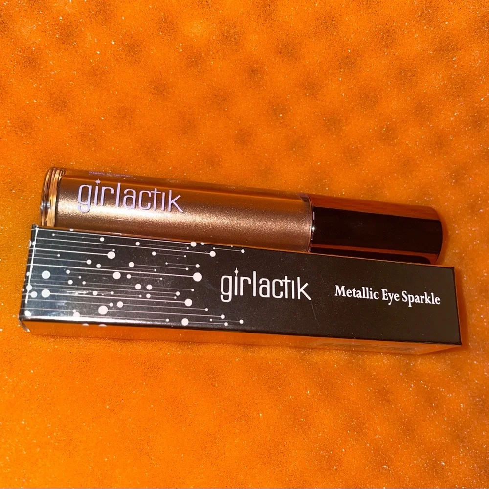 ‼️2/$15‼️GIRLACTIK Glam Metallic Eye Sparkle